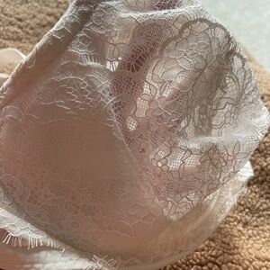 Victoria secret lace bra 38G